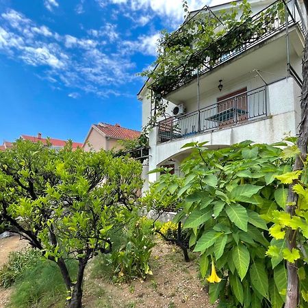 Garden House Budva Exterior photo