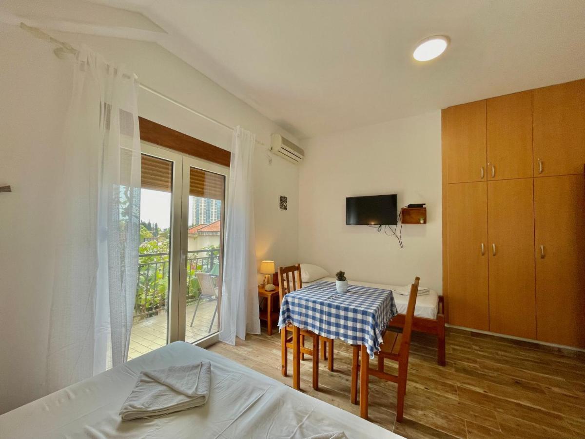 Garden House Budva Exterior photo